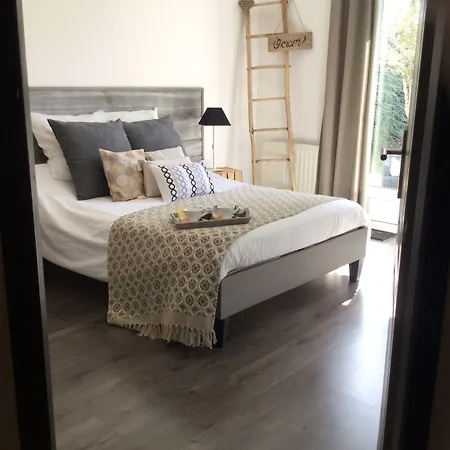 La Maison Des Eaux Claires Puymoyen