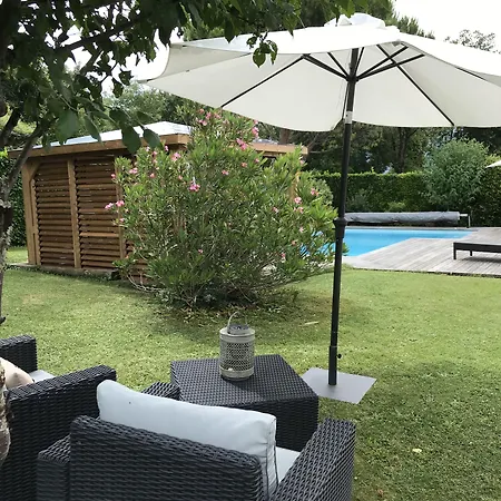 לינה וארוחת בוקר La Maison Des Eaux Claires Puymoyen