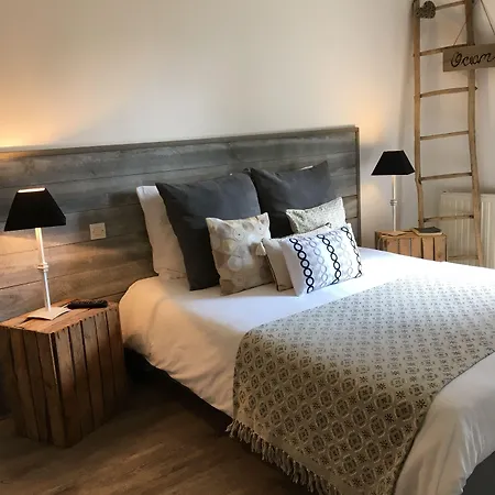 Bed & Breakfast La Maison Des Eaux Claires Puymoyen