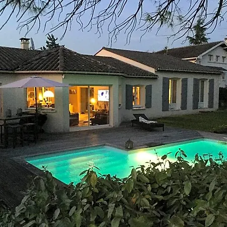 Bed & Breakfast La Maison Des Eaux Claires Puymoyen