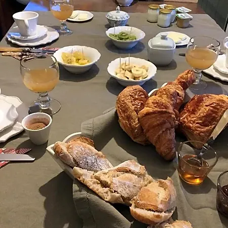 Bed & Breakfast La Maison Des Eaux Claires