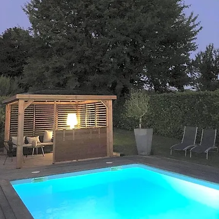 La Maison Des Eaux Claires 3*