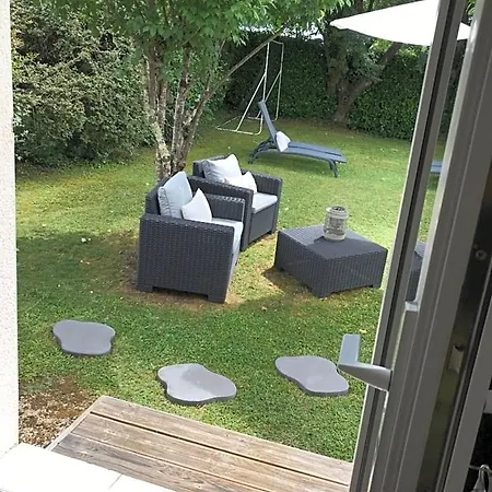 La Maison Des Eaux Claires Bed & Breakfast