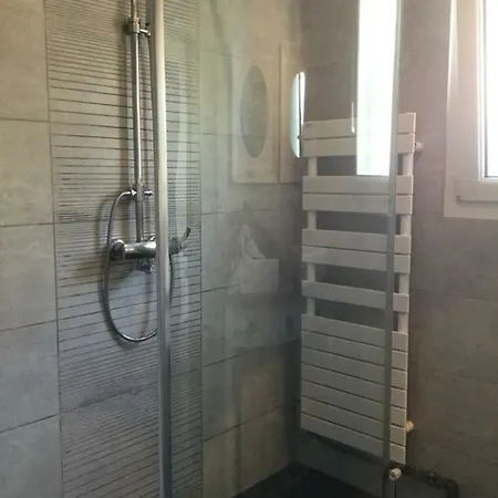 La Maison Des Eaux Claires 4*