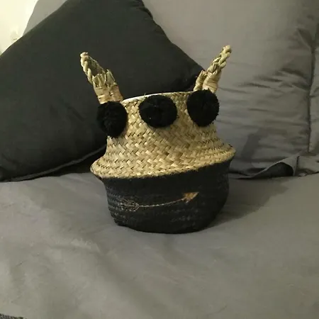 לינה וארוחת בוקר La Maison Des Eaux Claires 3*